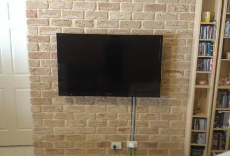 TV wall chase 1